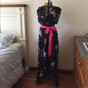 Eliza J Sleeveless Maxi Dress